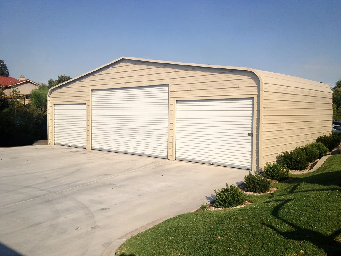 Standard steel garage