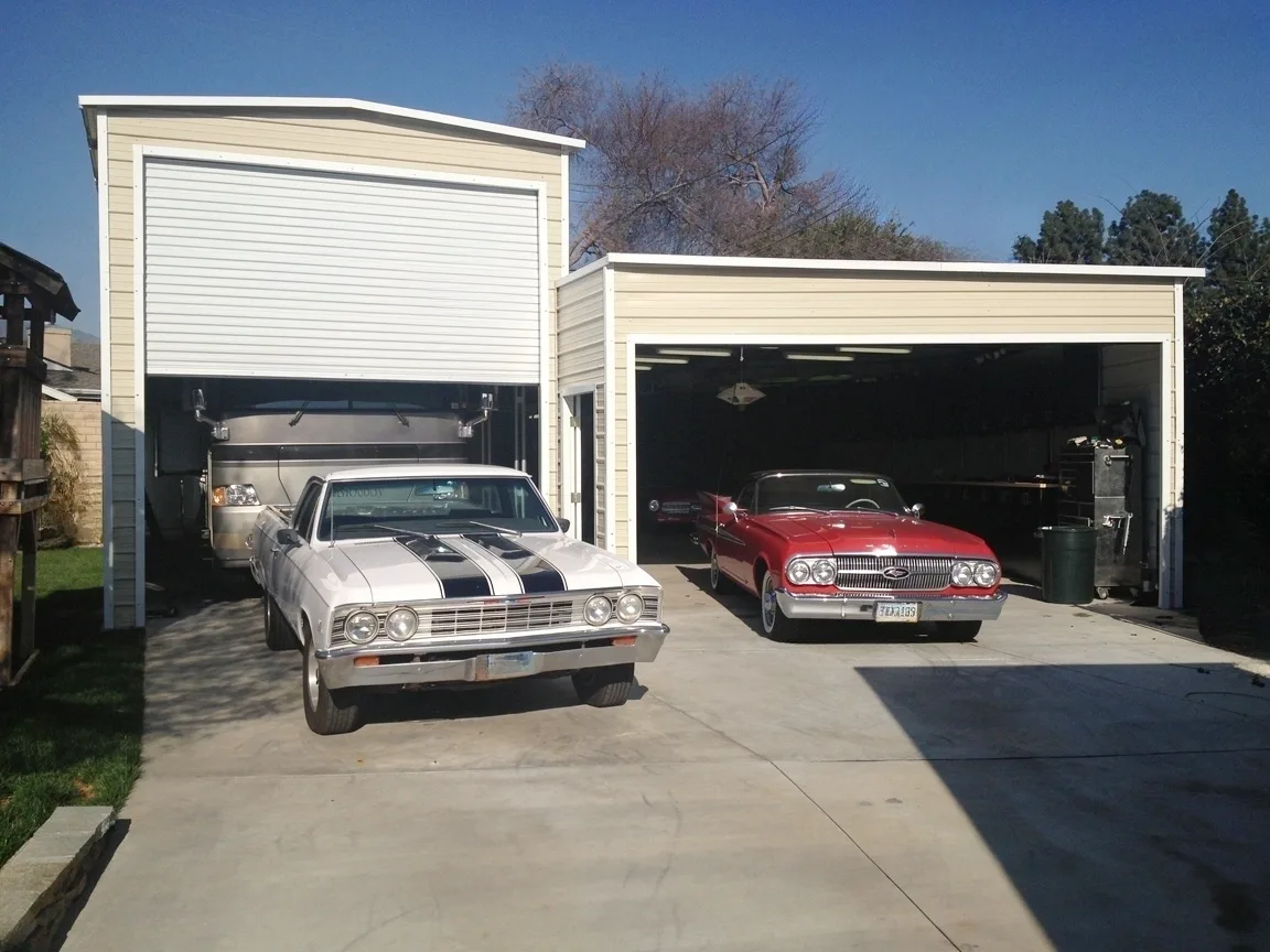 Commercial boxed-eve garage