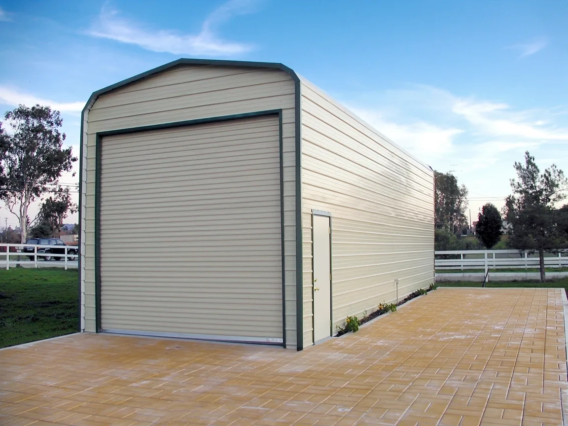 Long-span RV garage