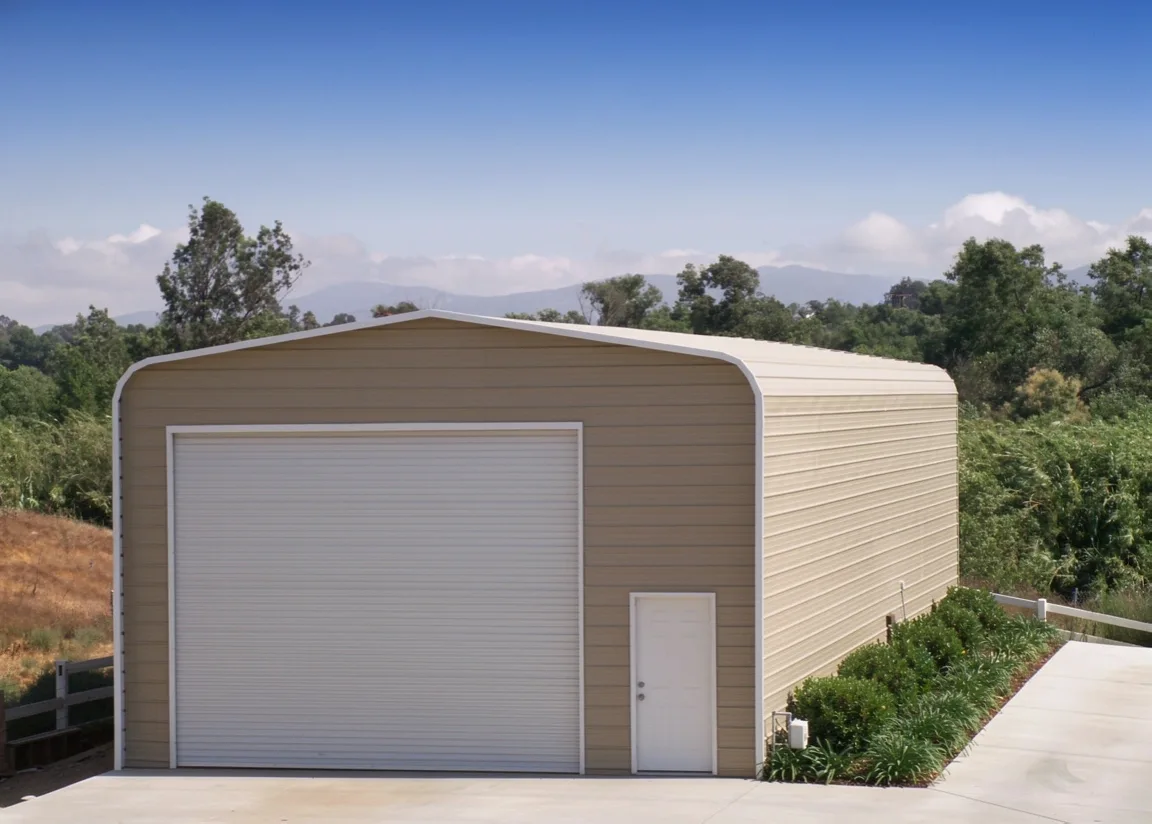 RV garage with side entry